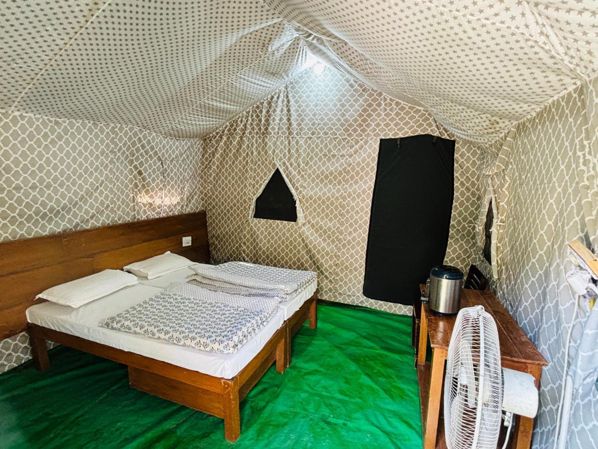 Camp High 5 Jayalgarh Hotel Dangchura Ngoại thất bức ảnh